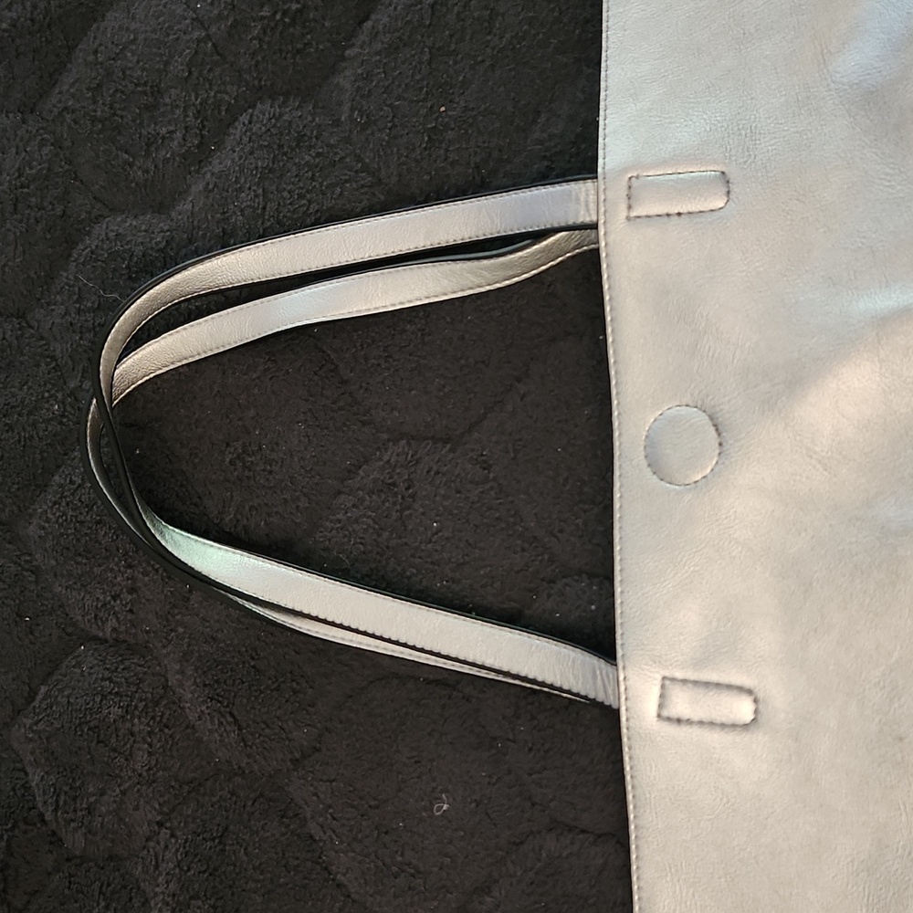 SILVER TOTE - Picture 3 of 6
